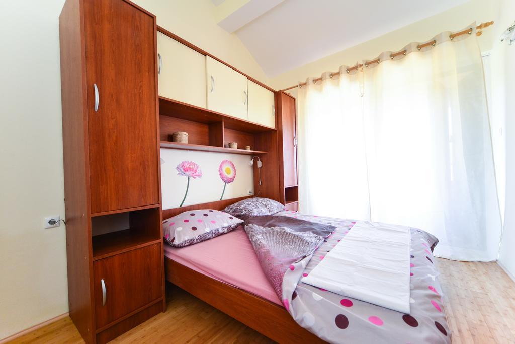 Apartments Ivan Zadar Exterior photo